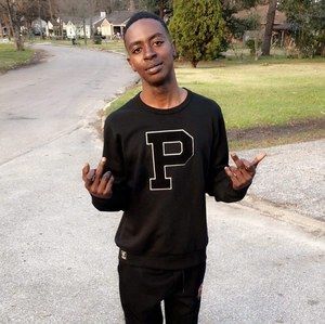 Meet your Posher, Tray